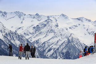 华体会在线登录-世界青年高山滑雪锦标赛中国选手显身手，国际高山滑雪挑战赛