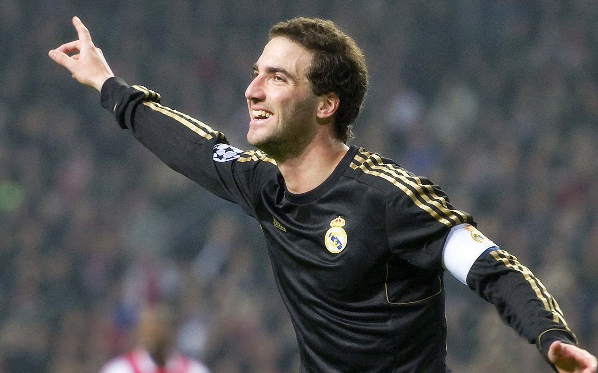 华体会app登入-世界杯震撼终极大战:战术布局中的巅峰对决,世界杯最经典比赛